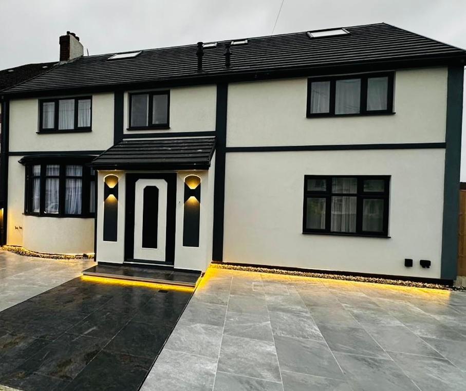 Paragraph Tottenham Hotell London Exteriör bild